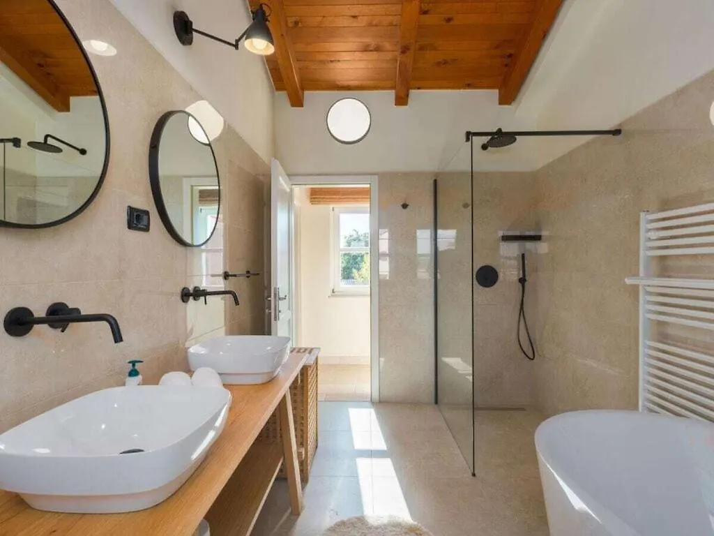 Santa Maria Domenica For Up To 12 Persons Villa Kastelir
