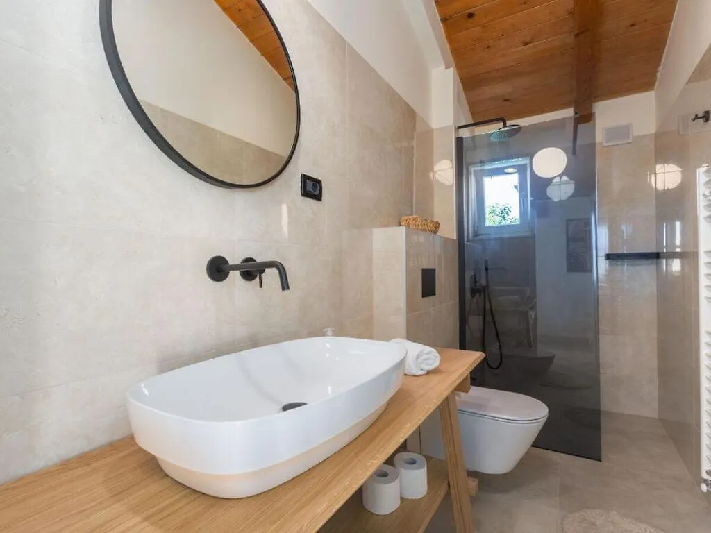 Santa Maria Domenica For Up To 12 Persons Villa Kastelir 0*,