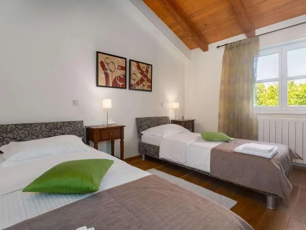 Santa Maria Domenica For Up To 12 Persons Villa Kastelir